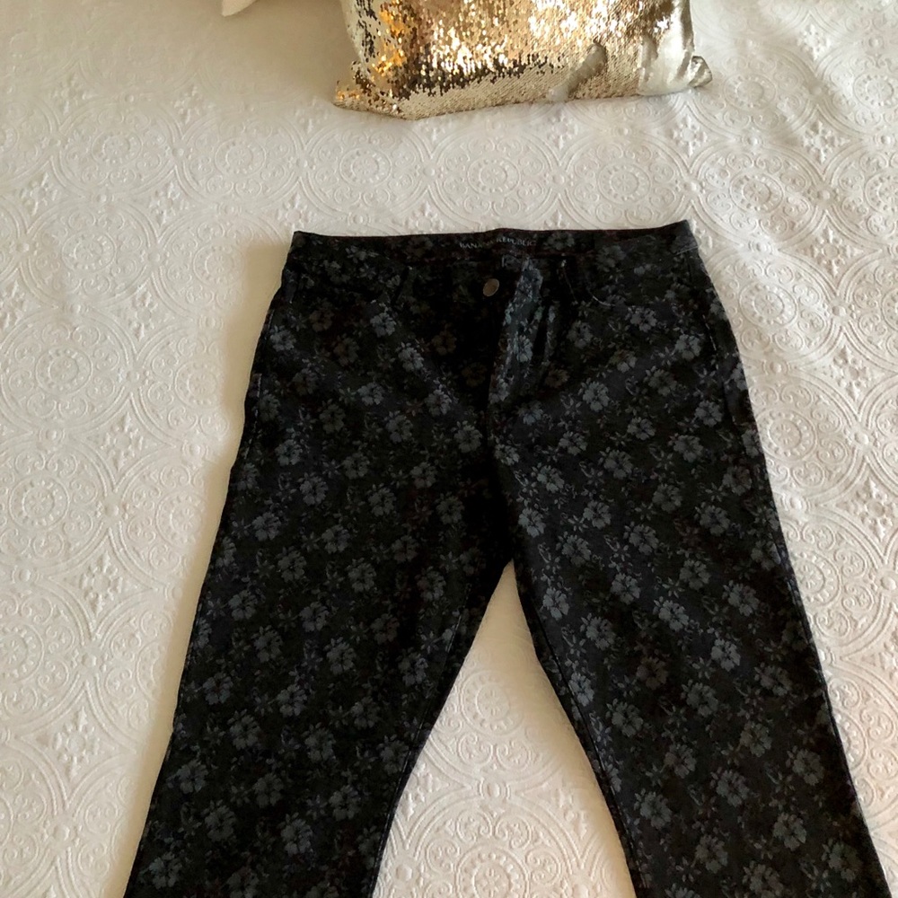 Gap patterned jeans